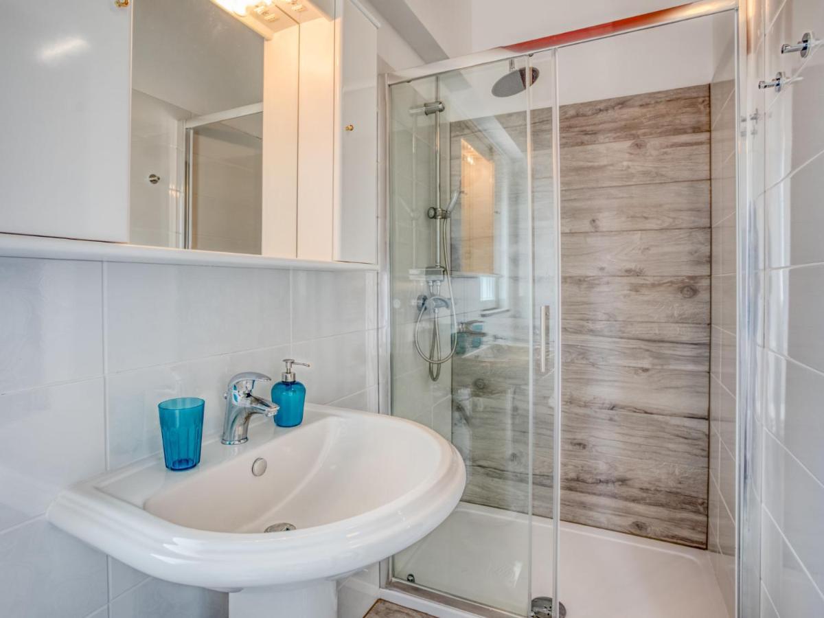 Apartment Daria-2 By Interhome Poreč Eksteriør billede